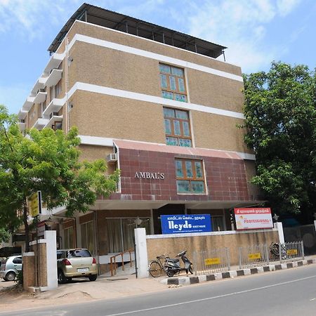 Lloyds Serviced Apartments, Near Music Academy Chennai Luaran gambar