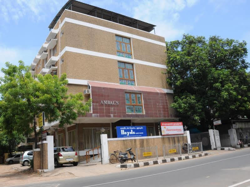 Lloyds Serviced Apartments, Near Music Academy Chennai Luaran gambar